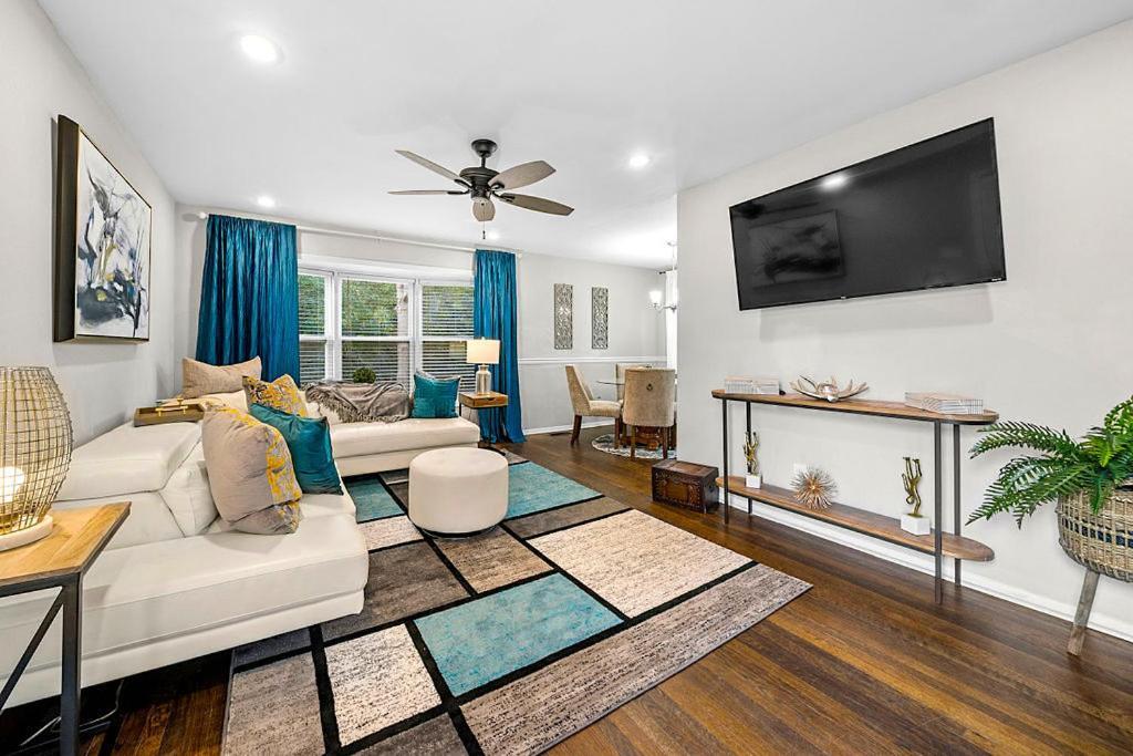 Goodkarma Rentals Refreshed Smyrna Home Near Battery Atl Half Mile To Interstate Atlanta Exterior foto