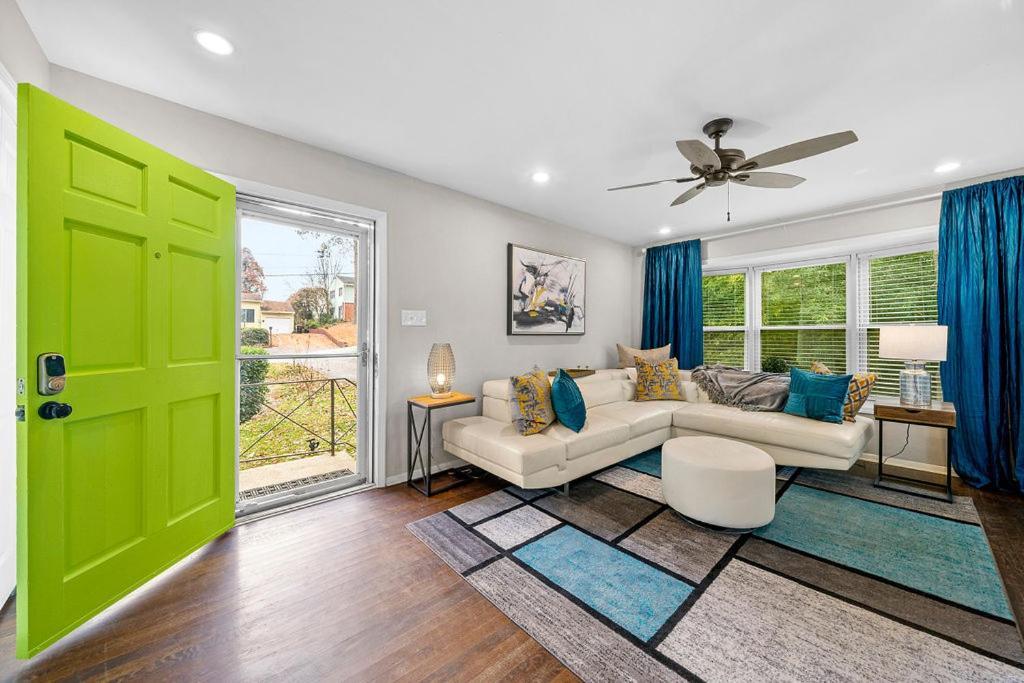Goodkarma Rentals Refreshed Smyrna Home Near Battery Atl Half Mile To Interstate Atlanta Exterior foto